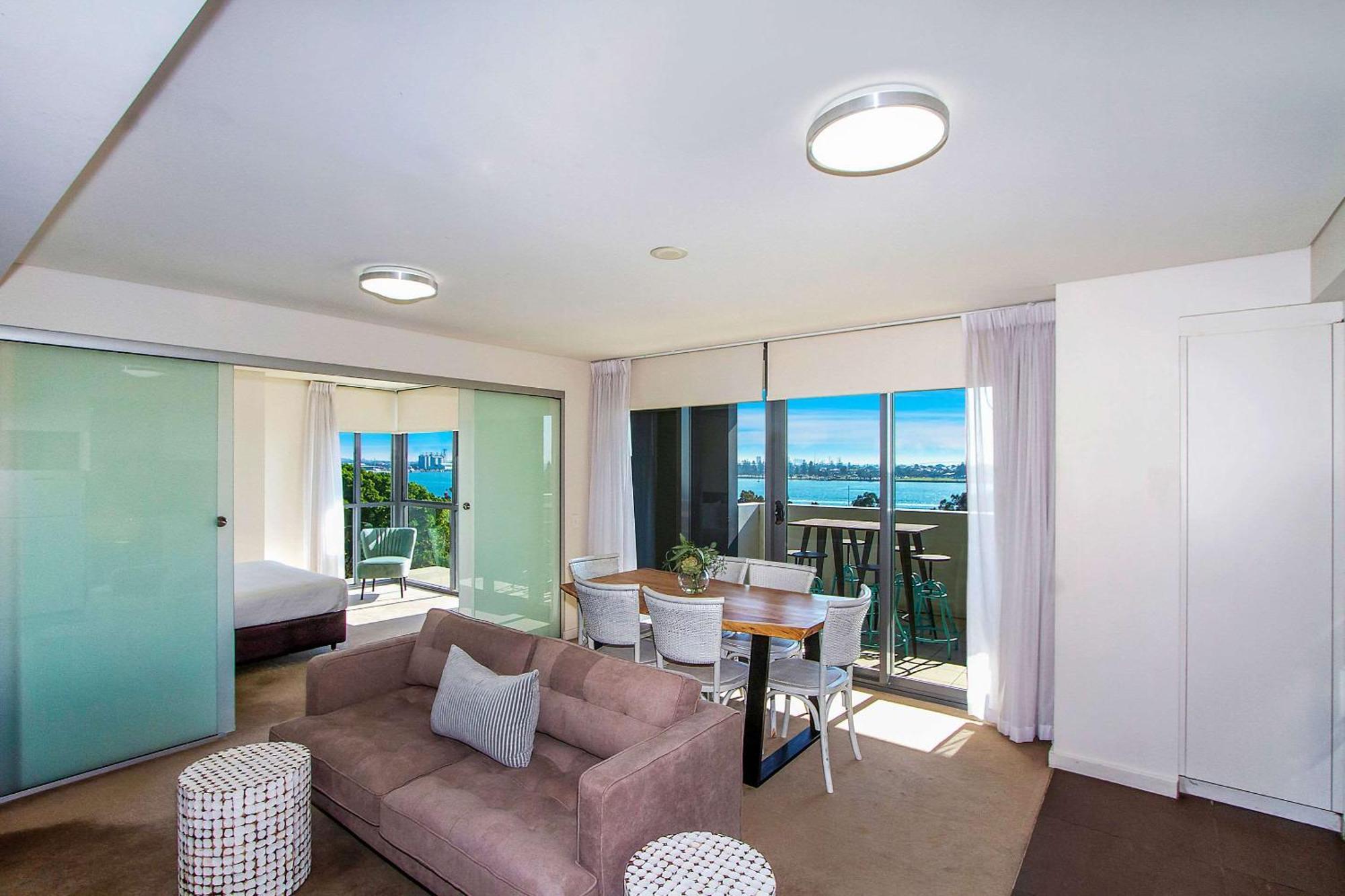 Terminus Apartment Hotel, Ascend Hotel Collection Newcastle Buitenkant foto
