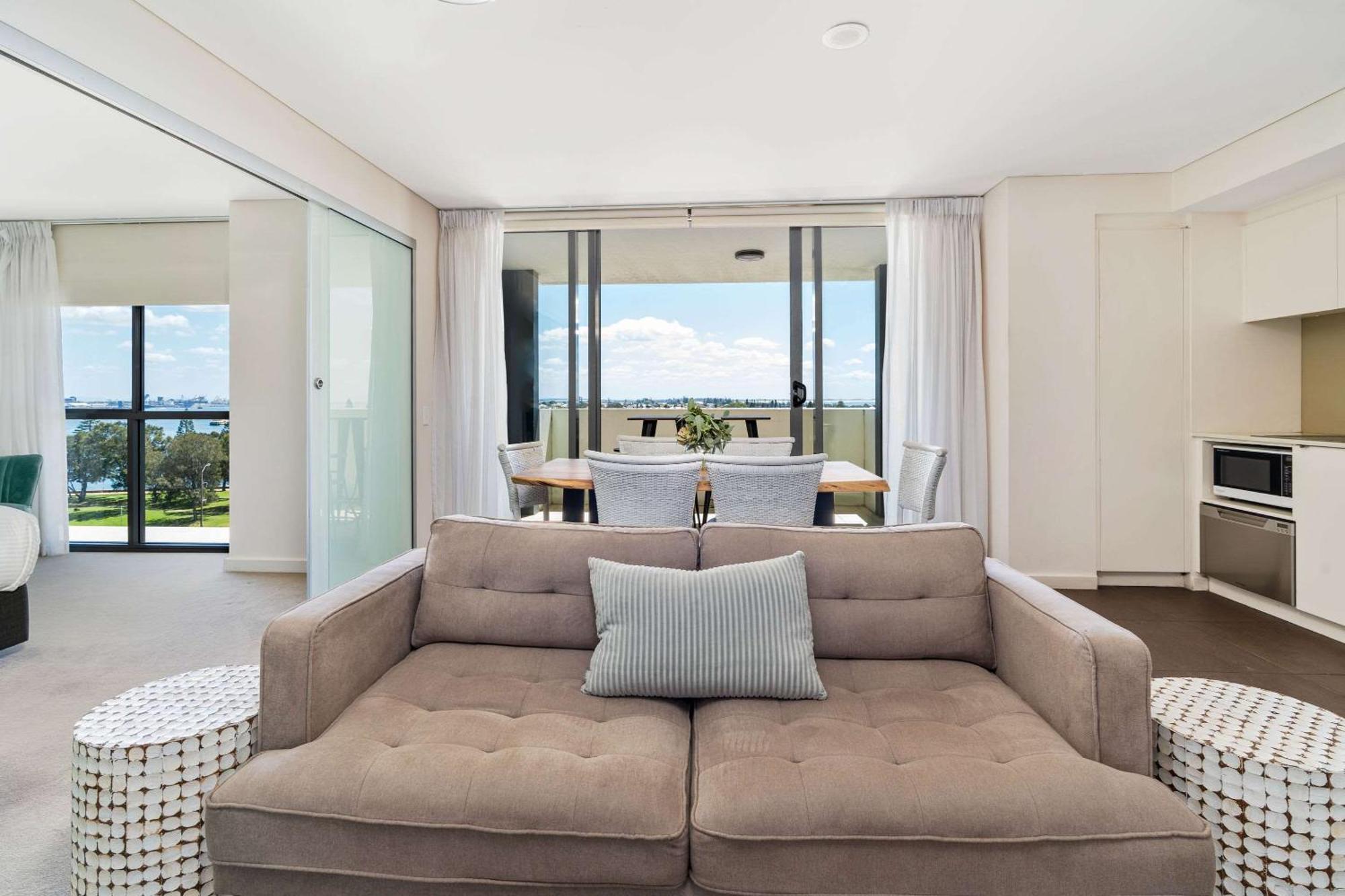 Terminus Apartment Hotel, Ascend Hotel Collection Newcastle Buitenkant foto
